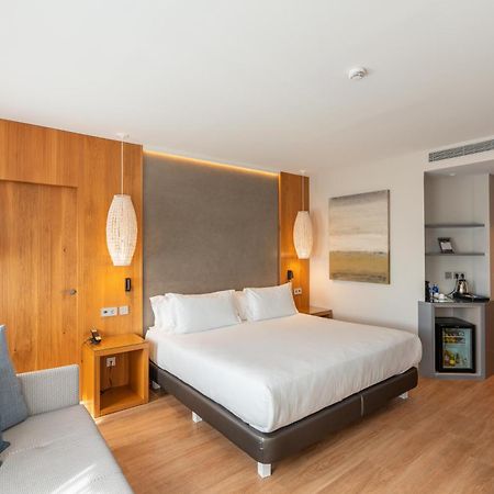 Hotel Boutique Mirlo Barcelona Luaran gambar