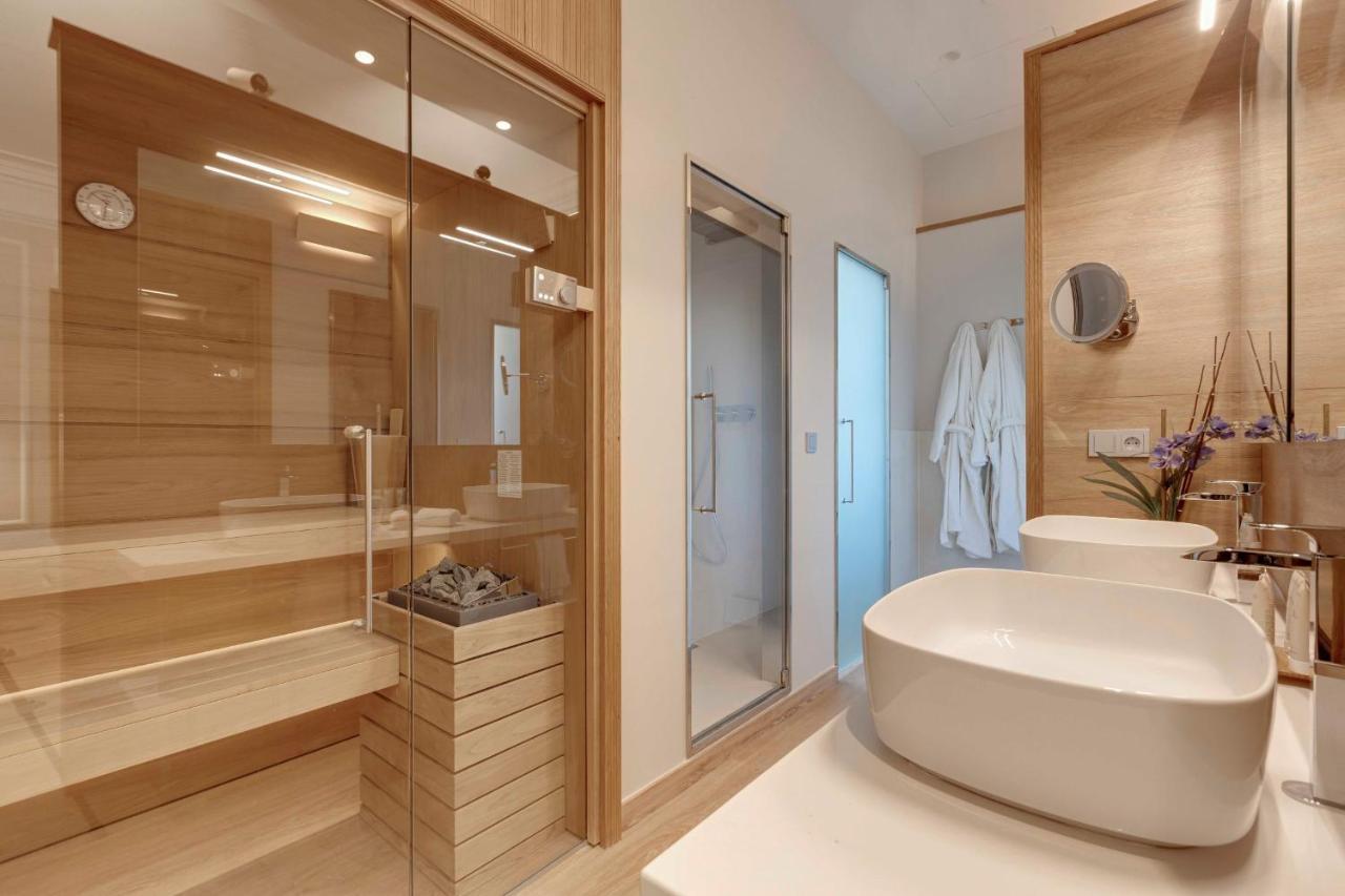 Hotel Boutique Mirlo Barcelona Luaran gambar Bathroom